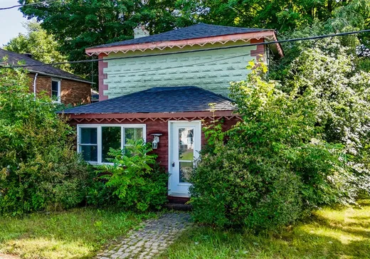 House for sale - 86 Rue Albert, Windsor, J1S 2A6