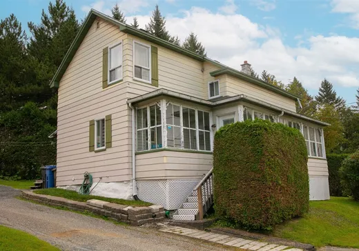 House for sale - 148 Rue St-Hilaire, East Angus, J0B 1R0