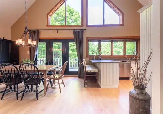 Maison à vendre - 438 Ch. Louise, Lac Superieur, J0T 1J0