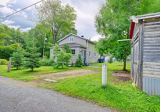 Maison à étages à vendre - 4 Rue St-Charles, Sainte-Brigitte-de-Laval, G0A3K0