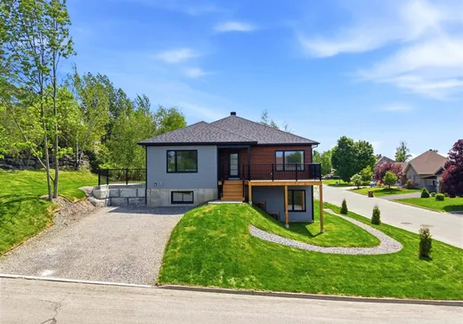 Bungalow à vendre - 637 Rue des Ancêtres, Orford, J1X0C7