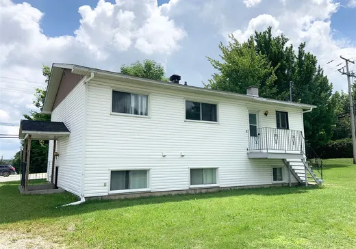 Maison à vendre - 1975 Rue Belvédère S., Sherbrooke, J1H 5R8