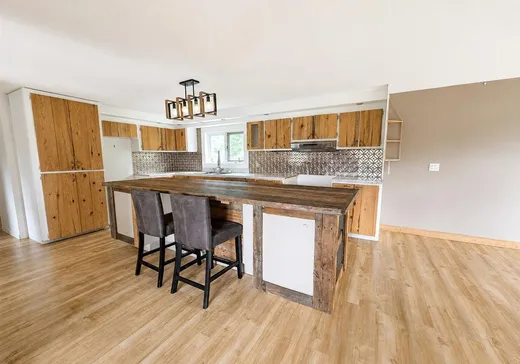 Maison à vendre - 8306 Boul. Rideau, Rouyn-Noranda, J0Z 2X0