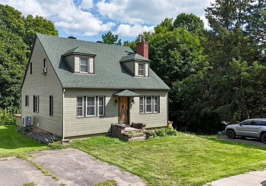 Maison à vendre - 305 Rue Park, Brownsburg-Chatham, J8G 3A3