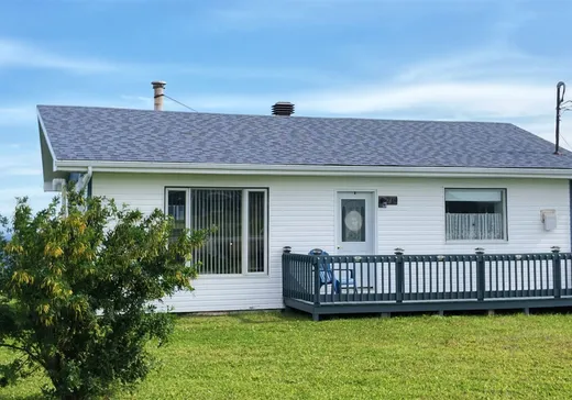 House for sale - 719 Boul. du Griffon, Gaspé, G4X 6A7