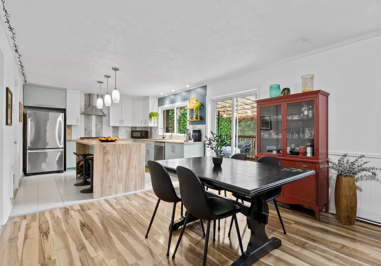 161 Av. Villeneuve — photo 2