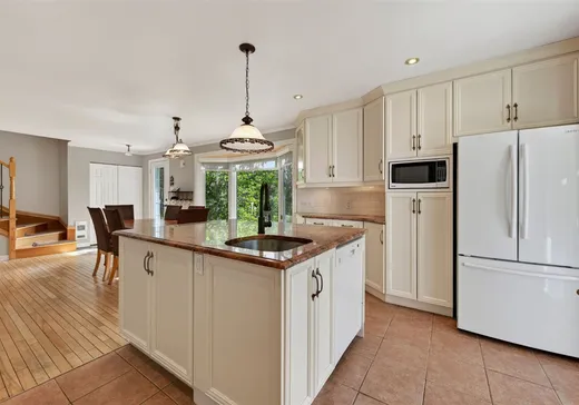 Maison à vendre - 205 Rue des Sources, Saint-Calixte, J0K 1Z0
