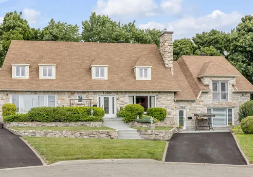 Maison à vendre - 3250-3252 Rue Duc-de-Milan, Ville de Québec, G1E 6S5