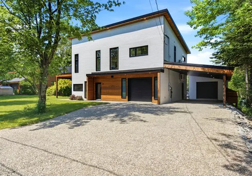 House for sale - 20 Rue de Normandie, Eastman, J0E 1P0