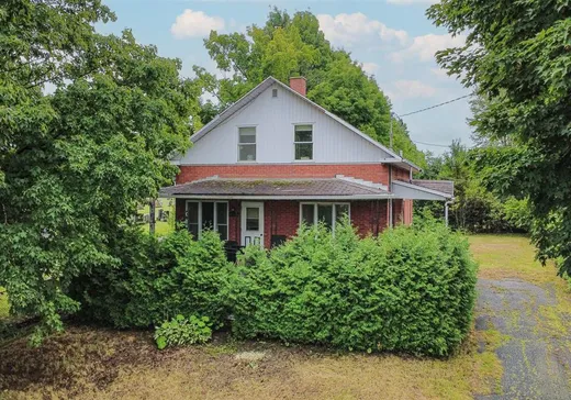 House for sale - 1046 Rue St-Jacques O., Plessisville, G6L 4Z1
