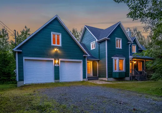 Two or more stories for sale - 3584 Rue des Châtaigniers, Sherbrooke, J1R0B8