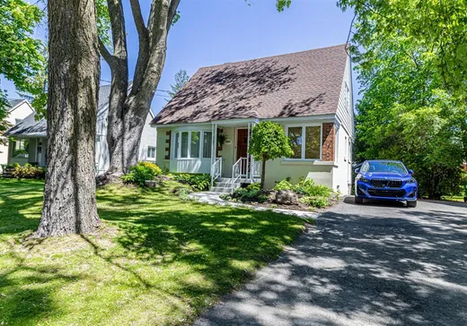 Maison à étages à vendre - 12033 Rue St-Évariste, Montréal (Ahuntsic/Cartierville), H4J2B6