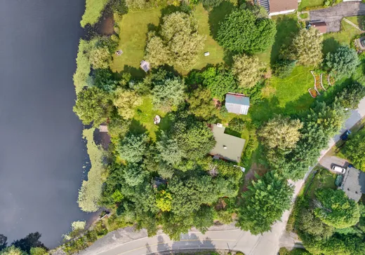 House for sale - 595 Rue de la Montagne, Saint-Calixte, J0K 1Z0