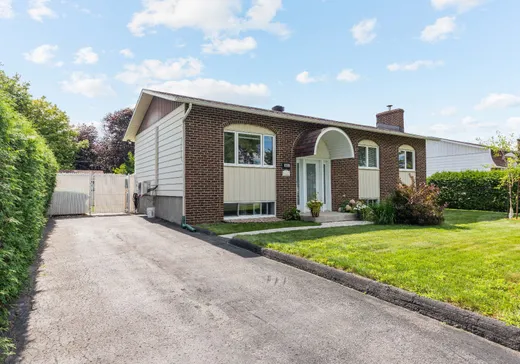 Maison à étages à vendre - 602 Rue St-Thomas, Salaberry-de-Valleyfield, J6T5N4