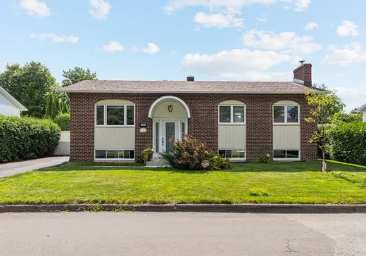 Maison à vendre - 602 Rue St-Thomas, Salaberry-de-Valleyfield, J6T 5N4