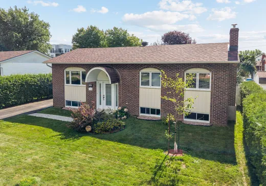 Maison à vendre - 602 Rue St-Thomas, Salaberry-de-Valleyfield, J6T 5N4