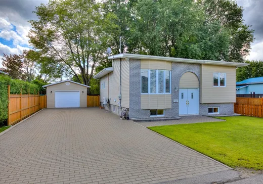 Maison à vendre - 948 10e Avenue, Laval (Fabreville), H7R 4M5