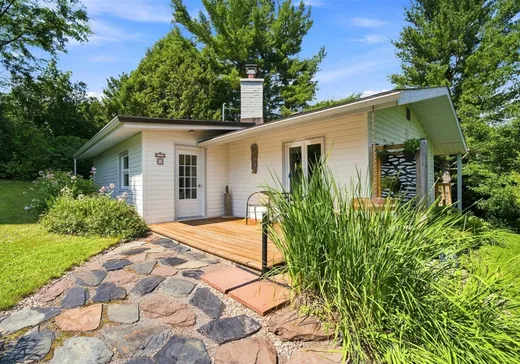 Bungalow à vendre - 2752 Ch. de Georgeville, Magog, J1X0M8