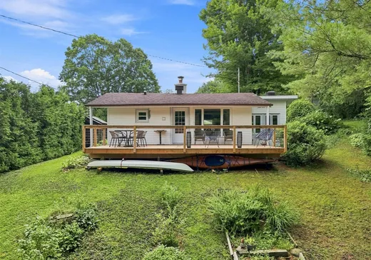 Maison à vendre - 2752 Ch. de Georgeville, Magog, J1X 0M8