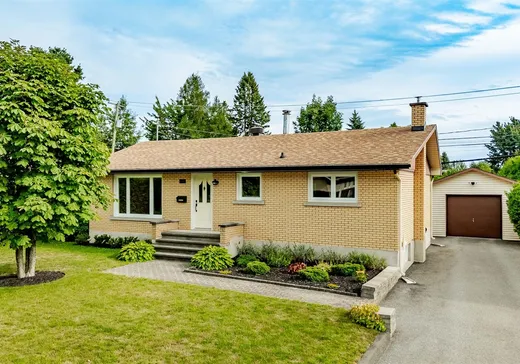Bungalow for sale - 2240 Rue des Cascades, Sherbrooke, J1J1R7