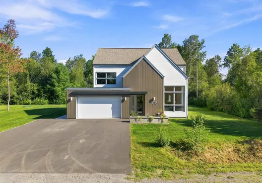 Two or more stories for sale - 1013 Rue de Leinster, Sherbrooke, J1C0J4