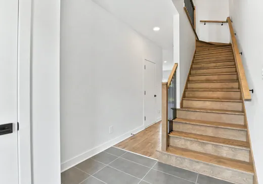 Maison à vendre - 360 Rue du Merlot, Sainte-Marthe-sur-le-Lac, J0N 1P0