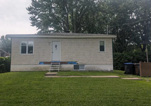 Maison à vendre - 50 31e Avenue, Sainte-Marthe-sur-le-Lac, J0N 1P0