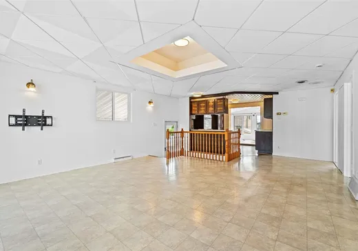 Maison à vendre - 870 Rue Crevier, Laval (Chomedey), H7X 1Z7
