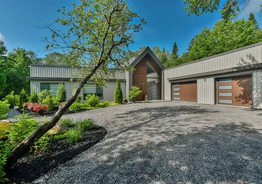 Bungalow à vendre - 539 Ch. du Poète, Prévost, J0R1T0