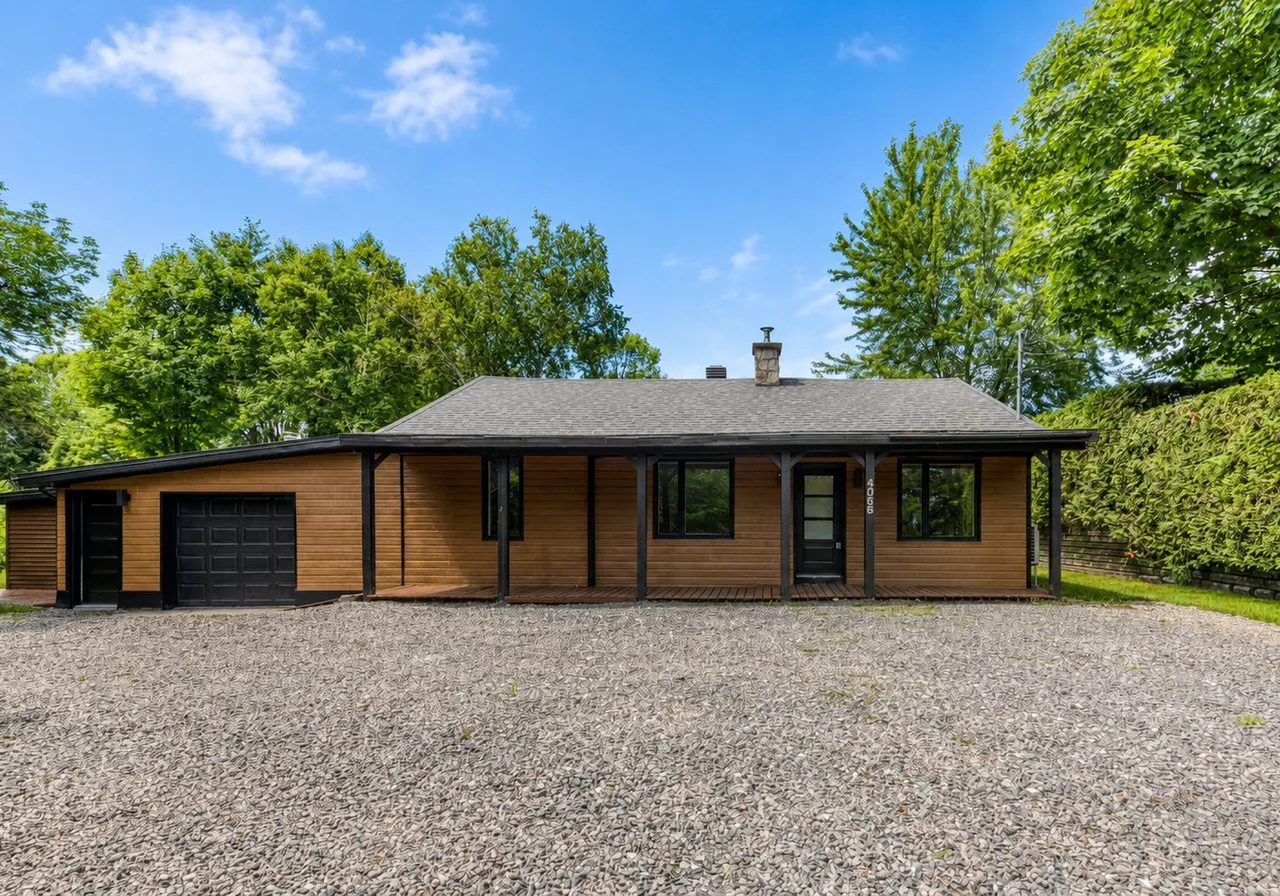 4056 Ch. Ste-Foy — photo 1