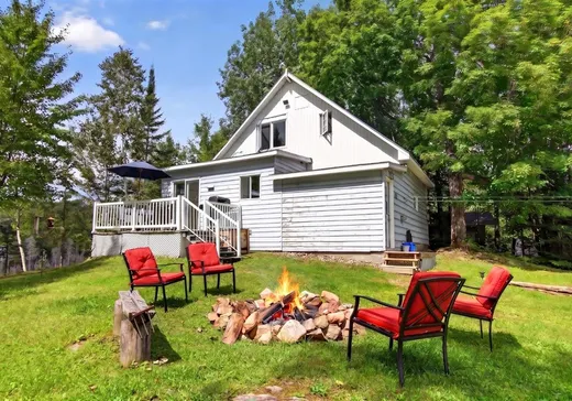 House for sale - 1752 Ch. du 5e-Rang S., Rivière-Rouge, J0T 1T0