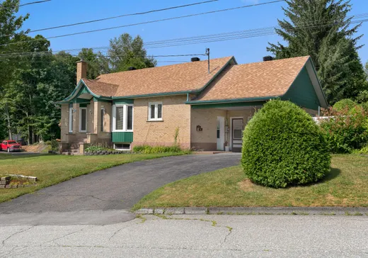 Maison à vendre - 625 Rue Chamberland, Magog, J1X 5A9