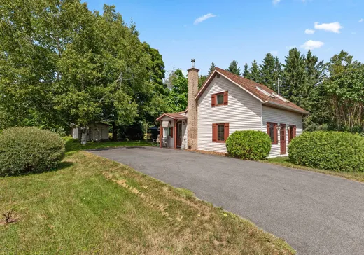 Two or more stories for sale - 1241 Rg du Pied-de-la-Montagne, Ste-Mélanie, J0K3A0
