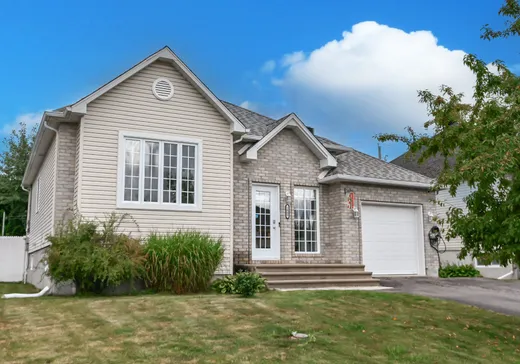 Two or more stories for sale - 1805 Rue Albani, Saint-Jérôme, J7Z0A8
