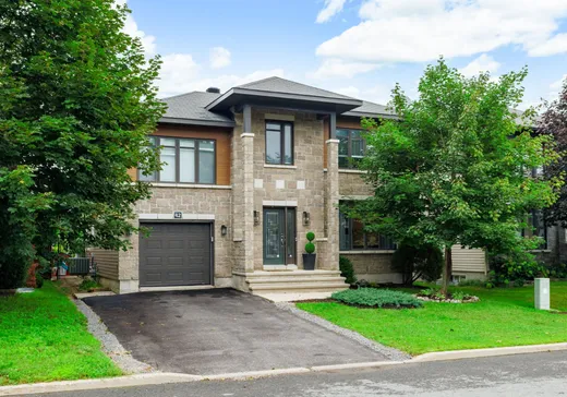 Two or more stories for sale - 42 Rue du Jockey, Gatineau (Aylmer), J9H0E1