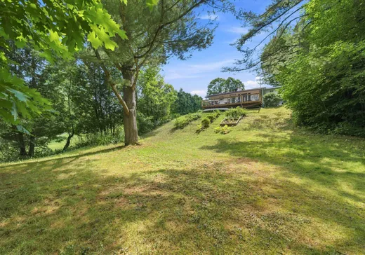 Maison à vendre - 2752 Ch. de Georgeville, Magog, J1X 0M8