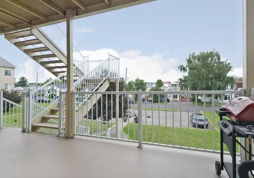 Condo for sale - 22 Rue St-Hippolyte, Salaberry-de-Valleyfield, J6S 4B5