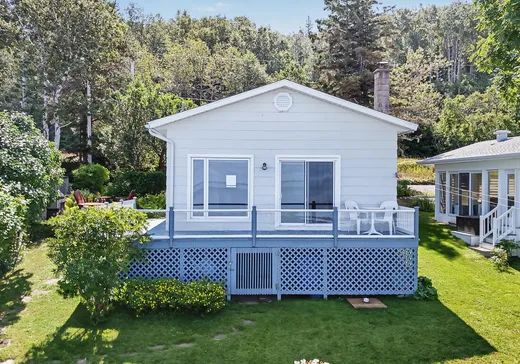 Maison à vendre - 1192 Rue de la Plage, Rimouski, G5L 8Y9
