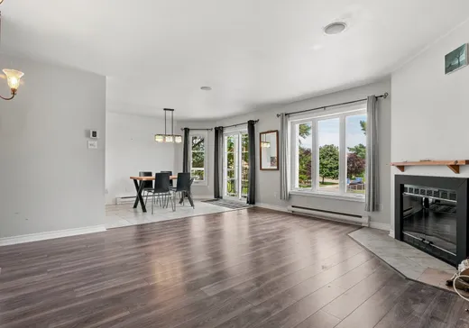 Condo à vendre - 326 Rue Donat-Héneault, Lavaltrie, J5T 2J4