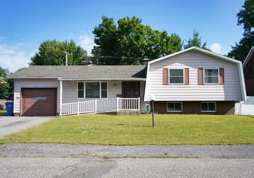 Maison à étages à vendre - 8600 Place du Fondeur, Trois-Rivières, G8Y5A2
