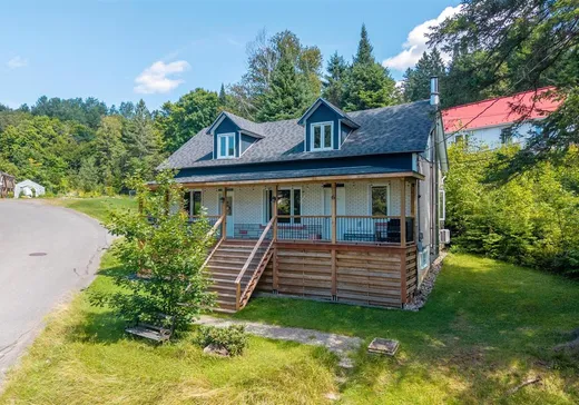 House for sale - 6 Rue Airville N., Mont-Blanc, J0T 2G0