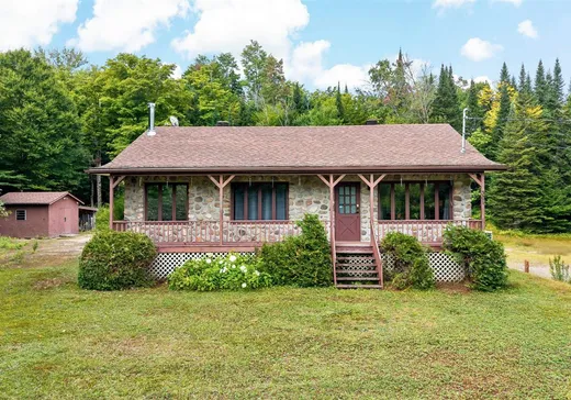 Maison à vendre - 301 Mtée Desjardins, Lac Superieur, J0T 1J0