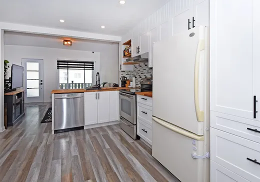 Maison à vendre - 216 Rue Grande-Île, Salaberry-de-Valleyfield, J6S 3N2
