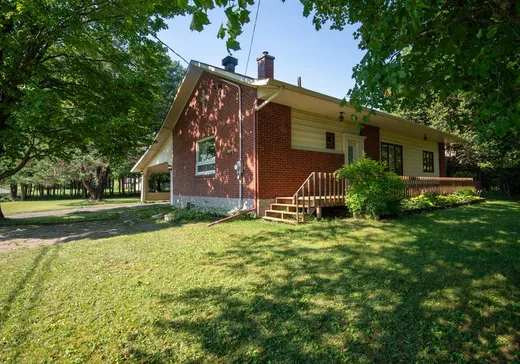 House for sale - 709 Ch. Castlebar, Danville, J0A 1A0