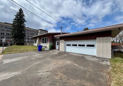House for sale - 886 Boul. Ducharme, La Tuque, G9X 3B8