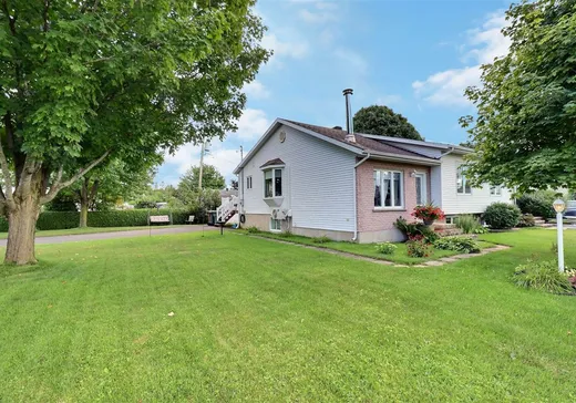 Bungalow à vendre - 24 Rue Dubois, Victoriaville, G6P6T5
