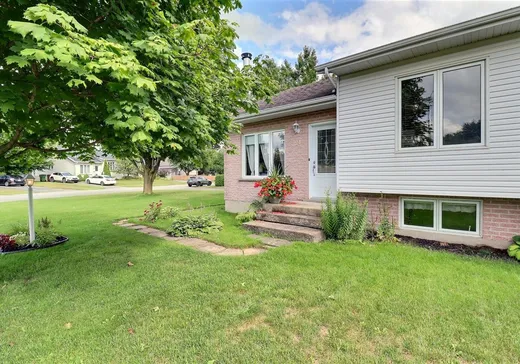 Maison à vendre - 24 Rue Dubois, Victoriaville, G6P 6T5