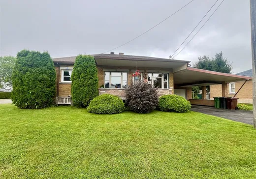 Bungalow à vendre - 129 Rue Bergeron, Val des Sources, J1T3C9