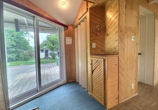 Maison à vendre - 8 Boul. Jutras E., Victoriaville, G6P 4K3
