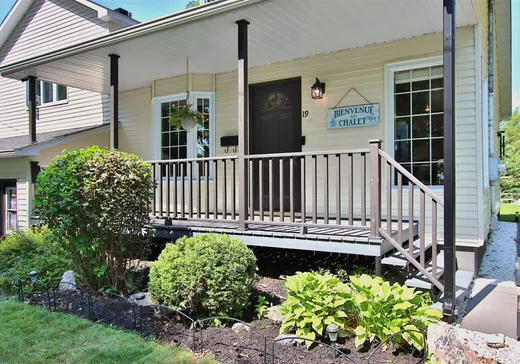 House for sale - 19 Rue Cartier, Danville, J0A 1A0